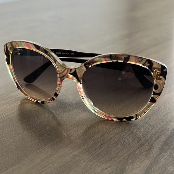 Etro Woman’s Sunglasses - Picture 3 of 5